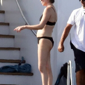 Newest Celebrity Nude Charlize Theron 083 pic