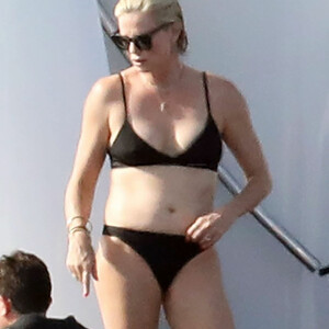 Leaked Celebrity Pic Charlize Theron 085 pic