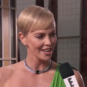 nude celebrities Charlize Theron 020 pic