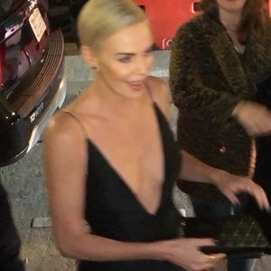 Leaked Celebrity Pic Charlize Theron 024 pic