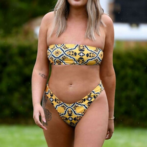 Celeb Nude Charlotte Crosby 053 pic