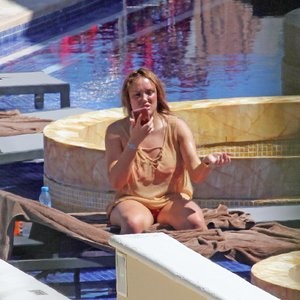 Nude Celebrity Picture Charlotte Crosby 008 pic