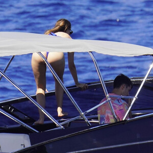 Nude Celeb Pic Charlotte Sine 005 pic