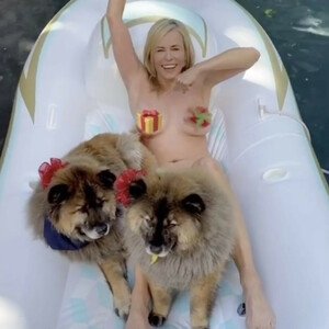 Chelsea Handler Poses Topless (8 Photos) - Leaked Nudes