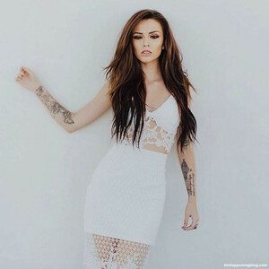 Nude Celeb Cher Lloyd 050 pic