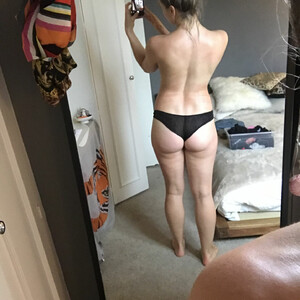 Nude Celeb Cherry Healey 004 pic