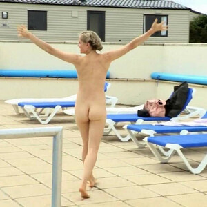 celeb nude Cherry Healey 025 pic