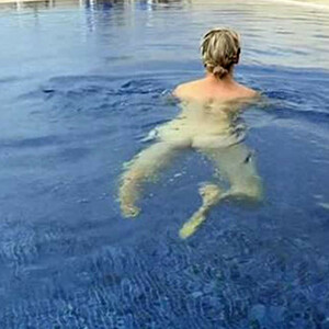 Celebrity Leaked Nude Photo Cherry Healey 026 pic