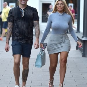 Free nude Celebrity Chloe Ferry 024 pic