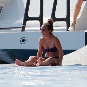 Real Celebrity Nude Chloe Green 011 pic
