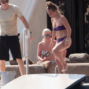 Celebrity Naked Chloe Green 017 pic