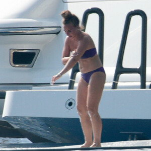 Celebrity Naked Chloe Green 032 pic
