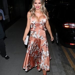 Celebrity Naked Chloe Sims 005 pic