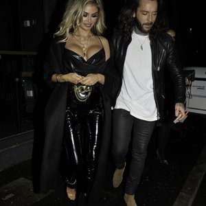 Leaked Celebrity Pic Chloe Sims 060 pic