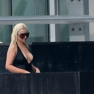 Naked Celebrity Christina Aguilera 025 pic