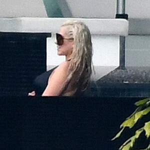 nude celebrities Christina Aguilera 031 pic