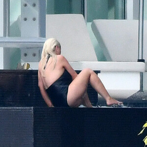 Celebrity Leaked Nude Photo Christina Aguilera 032 pic