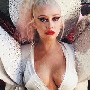 Christina Aguilera’s Wardrobe Malfunction (72 Photos) - Leaked Nudes