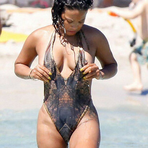 Nude Celeb Christina Milian 091 pic