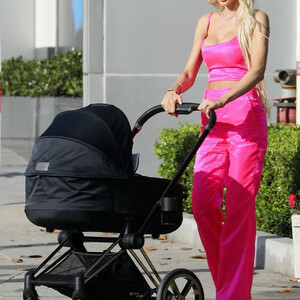 Leaked Celebrity Pic Christine Quinn 047 pic