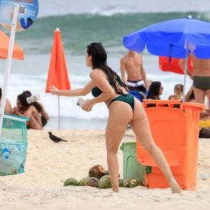 Famous Nude Clarisse Alves 060 pic