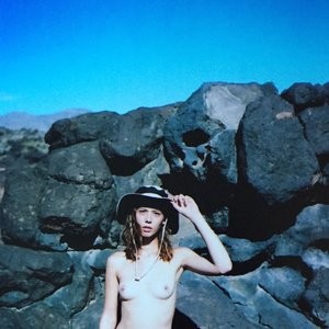 Free Nude Celeb Cole Baker 003 pic