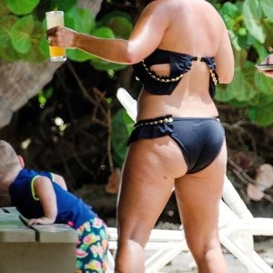 Famous Nude Coleen Rooney 046 pic
