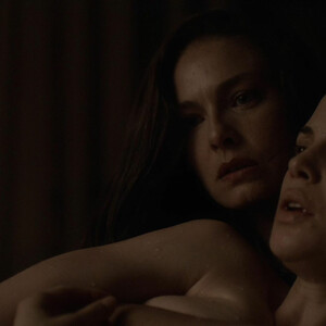 Hot Naked Celeb Conor Leslie 015 pic