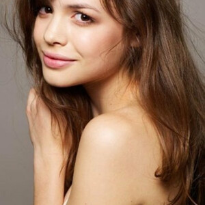 Free nude Celebrity Conor Leslie 017 pic