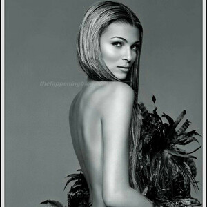 Celebrity Leaked Nude Photo Cristina Chiabotto 015 pic