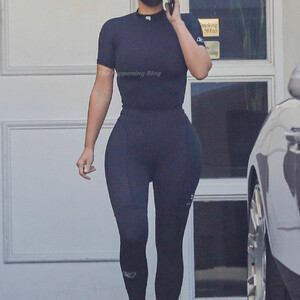 Newest Celebrity Nude Kim Kardashian 013 pic