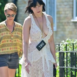 Leaked Celebrity Pic Daisy Lowe 037 pic