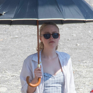 Free nude Celebrity Dakota Fanning 005 pic