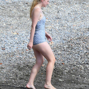 Real Celebrity Nude Dakota Fanning 041 pic