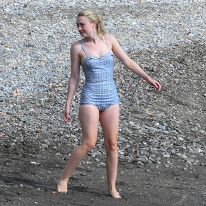 Celebrity Nude Pic Dakota Fanning 042 pic