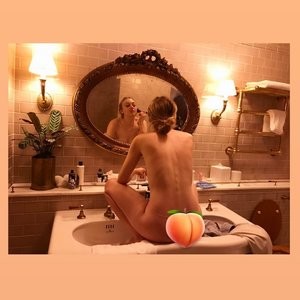 Dakota Fanning Nude (1 Photo) – Leaked Nudes