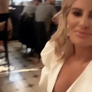 celeb nude Danielle Armstrong 001 pic