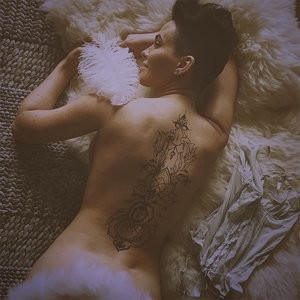 Free Nude Celeb Dasha Astafieva 003 pic