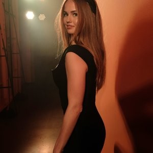 Newest Celebrity Nude Debby Ryan 003 pic