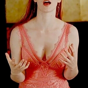 Nude Celeb Pic Deborah Ann Woll 028 pic