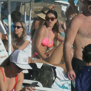 Delilah Hamlin & Eyal Booker Slip Into Swimsuits with Amelian Hamlin (24 Photos) - Leaked Nudes