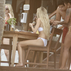 Free Nude Celeb Delilah Belle Hamlin 036 pic