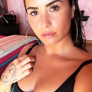 Demi Lovato (3 New Photos) - Leaked Nudes