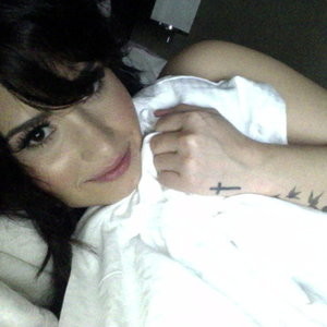 Demi Lovato Naked (2 Photos) - Leaked Nudes