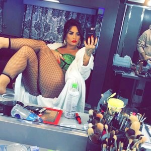 Celebrity Leaked Nude Photo Demi Lovato 014 pic