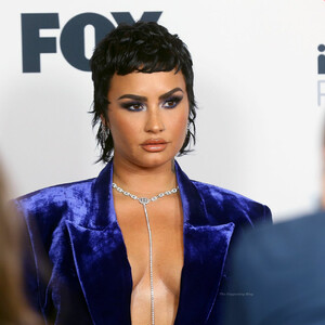 Naked Celebrity Pic Demi Lovato 007 pic