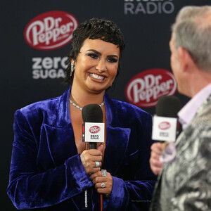 Hot Naked Celeb Demi Lovato 037 pic