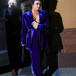 Famous Nude Demi Lovato 046 pic
