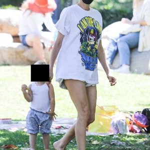 Diane Kruger Enjoys a Day at the Park with Her Daughter (42 Photos) - Leaked Nudes