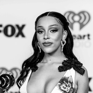 celeb nude Doja Cat 014 pic